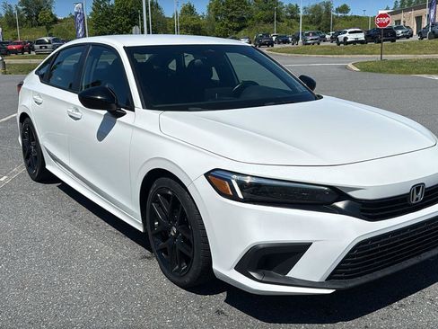 Used 2024 Honda Civic Sport image 1