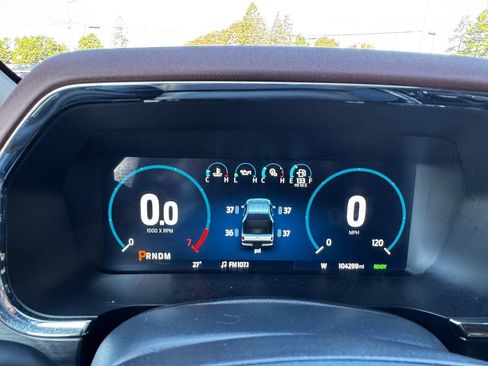 Used 2023 Ford F150 Lariat w/ Equipment Group 502A High AWD/4WD image 14