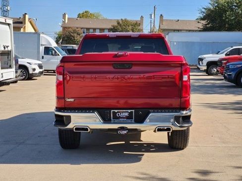 Used 2022 Chevrolet Silverado 1500 LTZ w/ Z71 Off-Road Package image 13