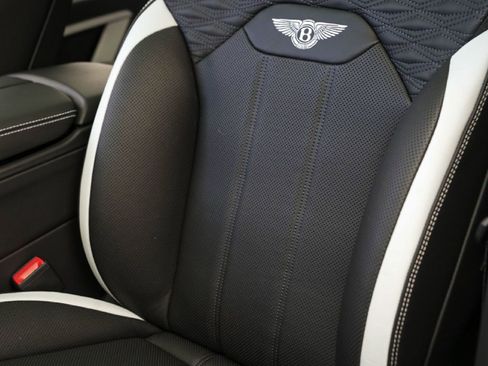 New 2026 Bentley Bentayga Speed AWD/4WD image 6