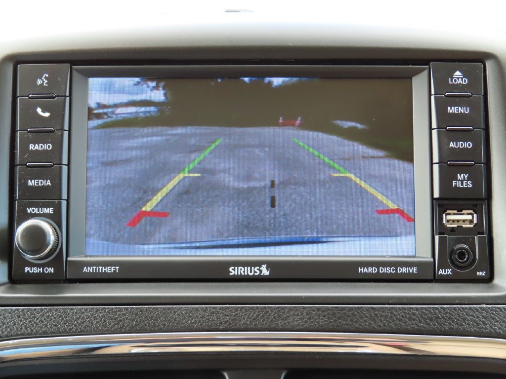 Used 2016 Dodge Grand Caravan SXT w/ Rear Park Assist Package FWD image 5