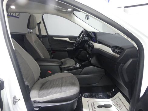 Used 2022 Ford Escape SE w/ Cold Weather Package AWD/4WD image 21