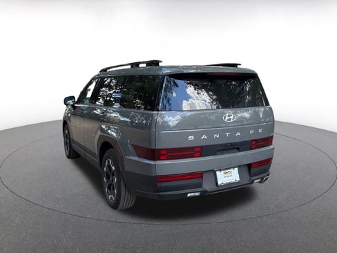 Used 2025 Hyundai Santa Fe SEL AWD/4WD image 5