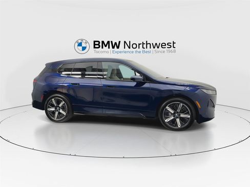 Used 2026 BMW iX xDrive45 AWD/4WD image 5
