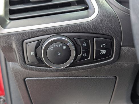 Used 2024 Ford Edge ST-Line image 25