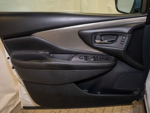 Used 2018 Nissan Murano SL image 12