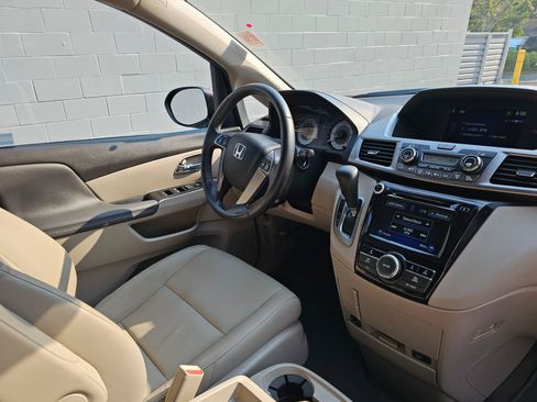 Used 2016 Honda Odyssey EX-L image 10