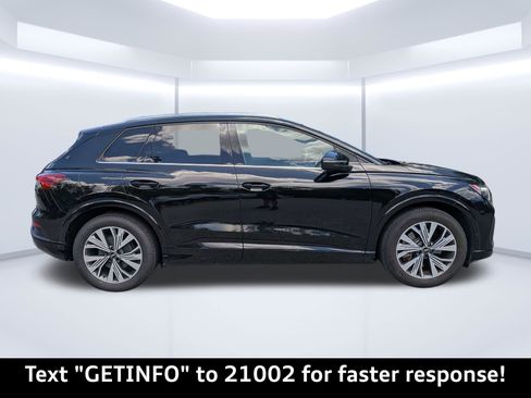 Used 2023 Audi Q4 e-tron Premium Plus w/ Premium Plus RWD image 2