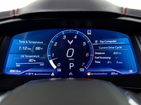 Used 2021 Chevrolet Corvette Stingray Preferred Cpe w/ Engine Appearance Package image 19