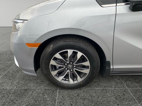 Used 2024 Honda Odyssey EX-L image 14