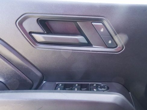 Used 2023 Chevrolet Colorado W/T image 20