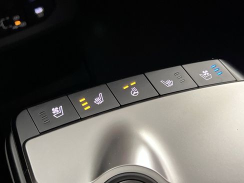 New 2025 Kia EV6 Wind image 32