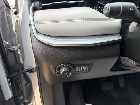 Used 2025 Jeep Compass Limited AWD/4WD image 19