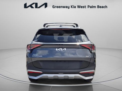 Used 2024 Kia Sportage EX AWD/4WD image 6
