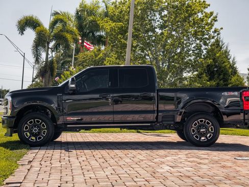 Used 2026 Ford F250 Platinum AWD/4WD image 2