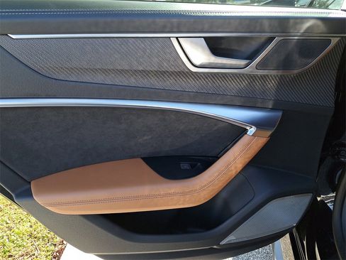 Used 2021 Audi RS 7 4.0T w/ Carbon Optic Package image 28