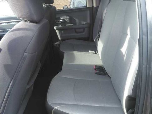 Used 2024 RAM 1500 Classic SLT AWD/4WD image 7