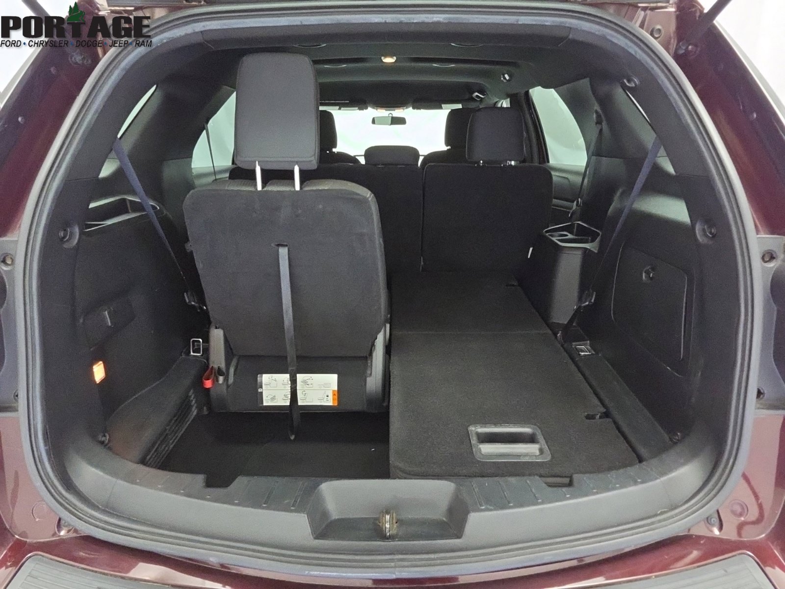 Used 2018 Ford Explorer XLT AWD/4WD image 33