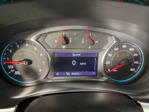 Used 2023 Chevrolet Traverse LT AWD/4WD image 12