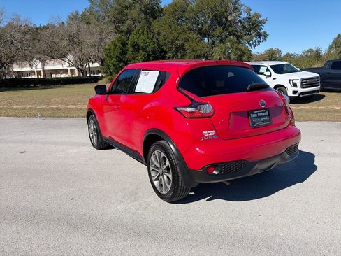 Used 2017 Nissan Juke SV image 5