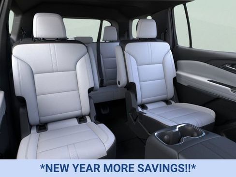New 2026 Chevrolet Traverse High Country image 17