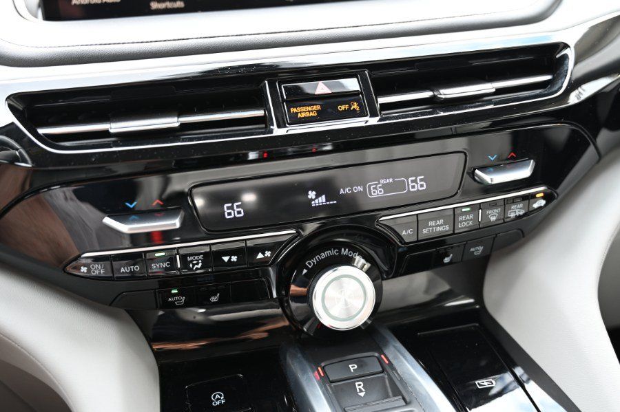 Used 2023 Acura MDX w/ Technology Package AWD/4WD image 35