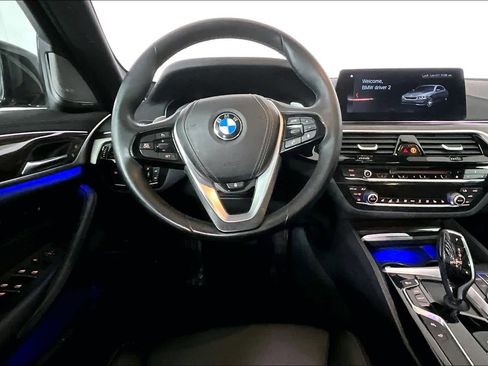 Used 2017 BMW 540i xDrive AWD/4WD image 6