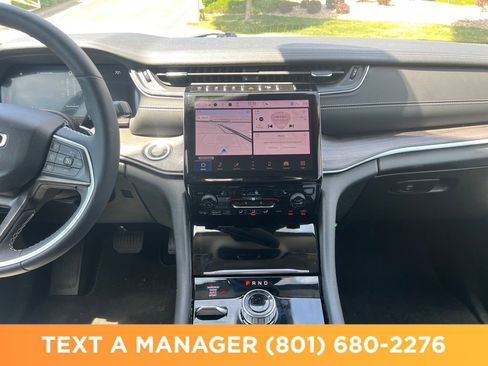 Used 2023 Jeep Grand Cherokee Limited w/ Trailer Tow Prep Group (B) AWD/4WD image 22