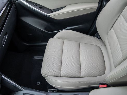 Used 2013 MAZDA CX-5 Grand Touring w/ GT Tech Pkg image 29