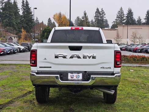 New 2025 RAM 3500 Big Horn image 7