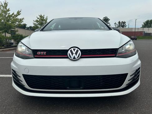 Used 2017 Volkswagen GTI Autobahn FWD image 10