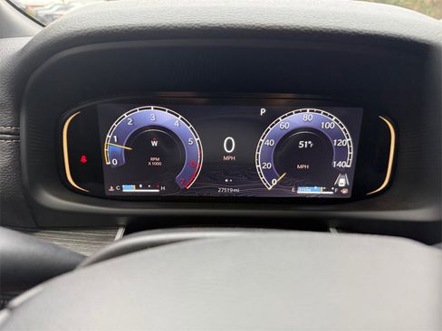 Used 2024 Jeep Wagoneer Series II w/ Flexible Seating Group image 19