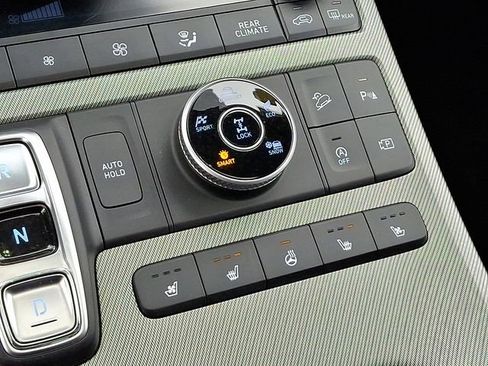 Used 2023 Hyundai Palisade SEL image 25