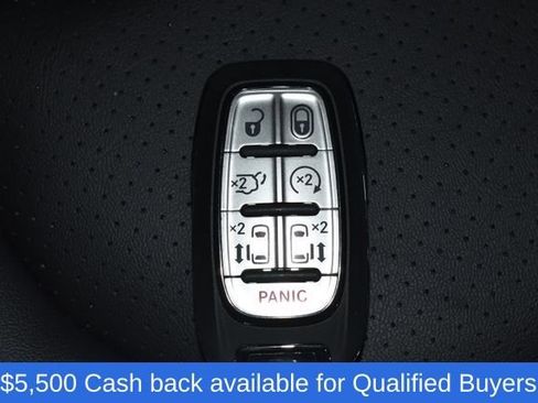 New 2026 Chrysler Pacifica Select w/ S Appearance Package FWD image 12