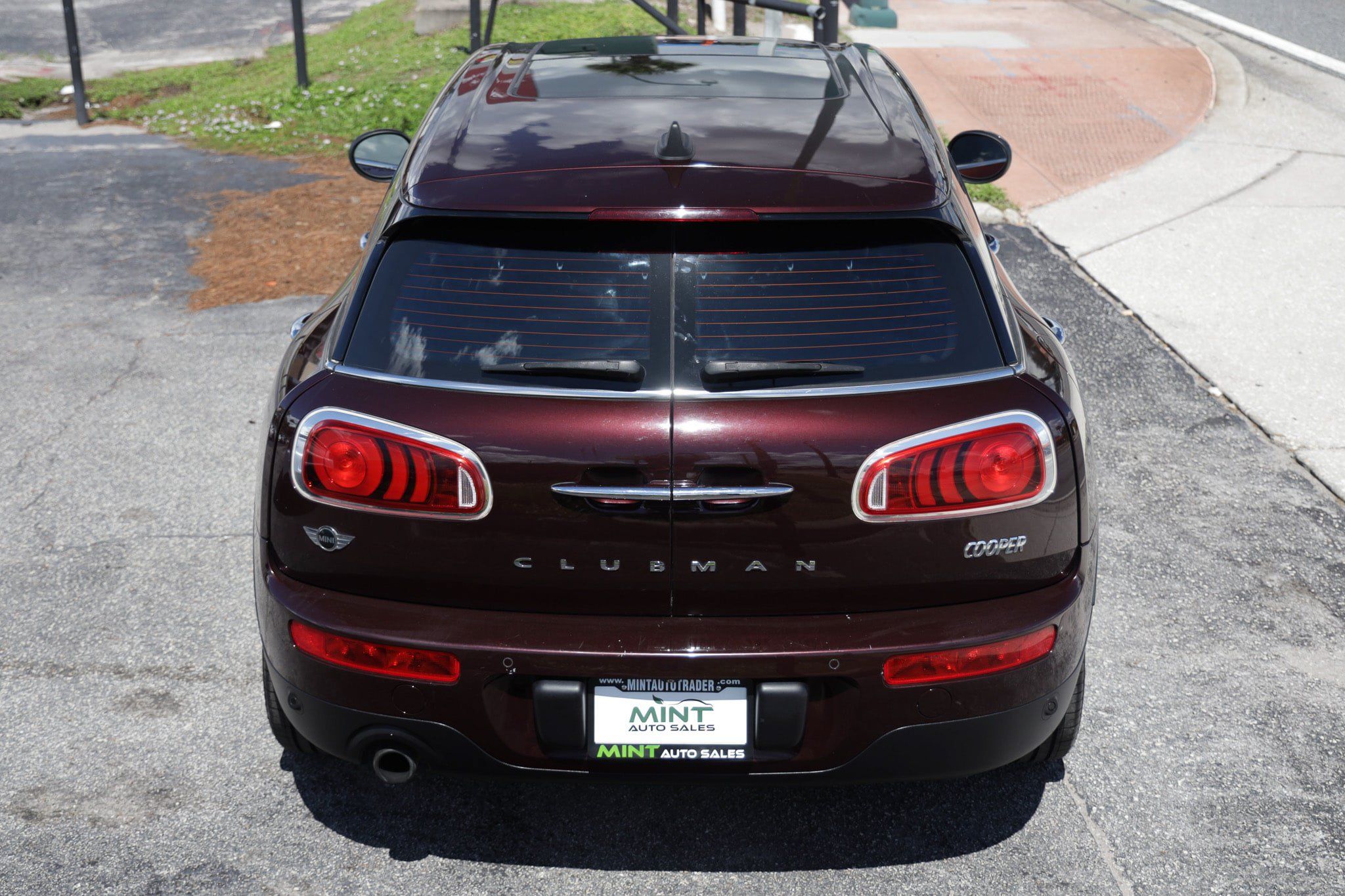 Used 2017 MINI Cooper Clubman ALL4 AWD/4WD image 12