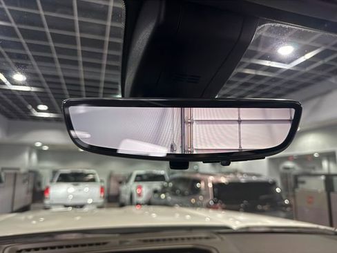 Used 2022 GMC Sierra 2500 Denali w/ Denali Ultimate Package image 23