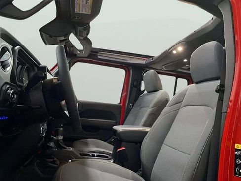 Used 2025 Jeep Wrangler Sahara 4xe w/ Safety Group image 41