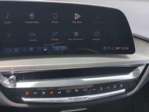 Certified 2024 Cadillac Lyriq Luxury RWD image 14