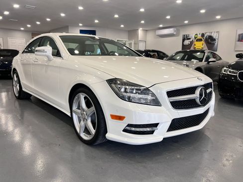 Used 2014 Mercedes-Benz CLS 550 w/ Premium 1 Package image 1