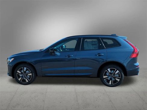 New 2026 Volvo XC60 B5 Core w/ Protection Package Premier image 3