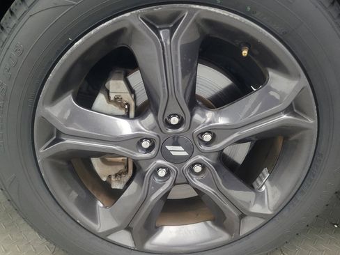 Used 2019 Dodge Journey Crossroad FWD image 31