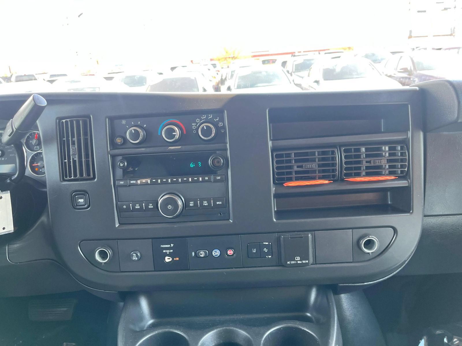 Used 2019 Chevrolet Express 3500 LT w/ LT Preferred Equipment Group RWD image 18