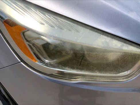 Used 2017 Ford Escape Titanium FWD image 27