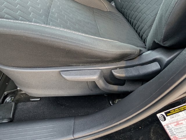 Used 2021 Nissan Kicks SV FWD image 21