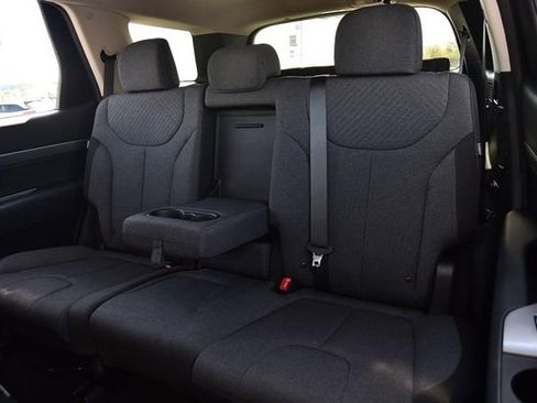 Used 2024 Hyundai Palisade SE image 20