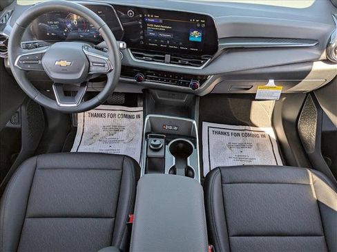 New 2026 Chevrolet Equinox LT w/ Convenience Package II FWD image 14
