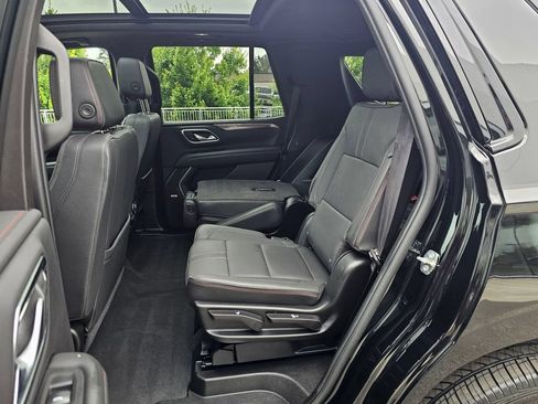Used 2024 Chevrolet Tahoe RST w/ Luxury Package AWD/4WD image 17