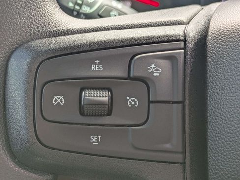 Used 2025 Chevrolet Silverado 1500 Custom AWD/4WD image 23