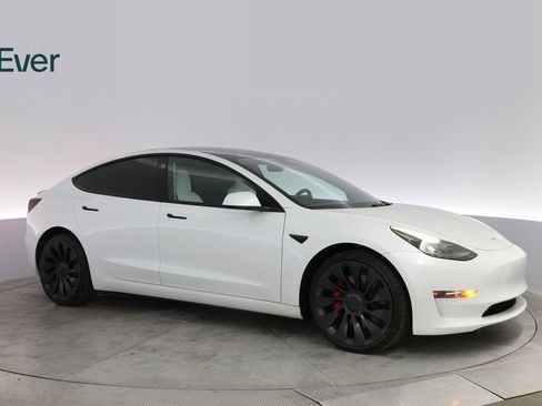 Used 2023 Tesla Model 3 Performance image 5