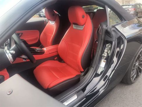 Used 2022 Mercedes-Benz SL 63 AMG 4MATIC image 11